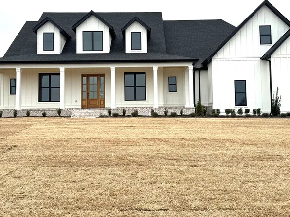 3312 Buck Ave, Elm Springs, AR 72762
