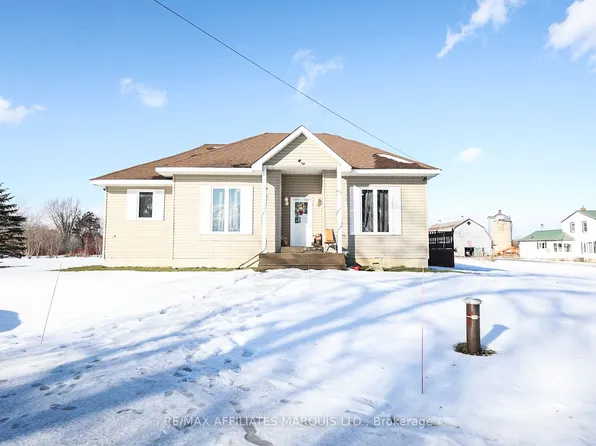19249 County Road 2 Rd, South Glengarry, ON K0C 2E0