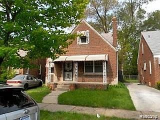 1st image of 15871 Tracey St