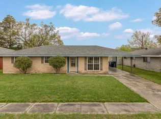 306 S Wakefield Dr, Lafayette, LA 70503