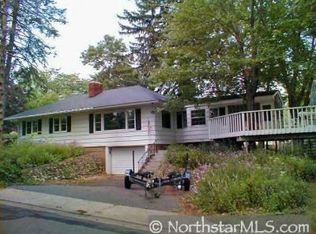 2784 Lake Blvd, North Saint Paul, MN 55109