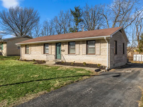 135 Tartan Dr, Lexington, KY 40517