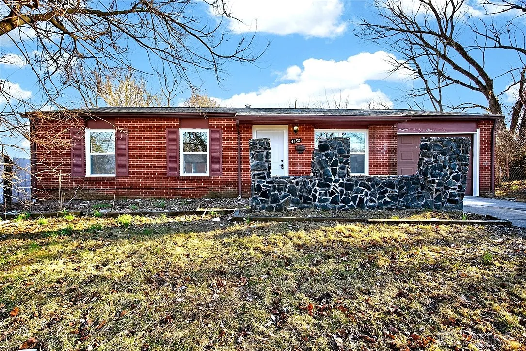 4482 Gaiter Ln photo 1