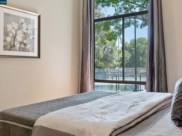 300 N Civic Dr #313 — Photo 12