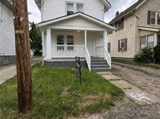 802 Clay Dr, Akron, OH 44311