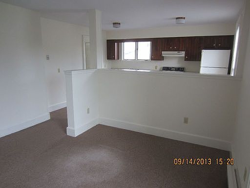 5th image of 1 Court St