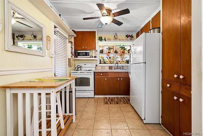 Updated matching kitchen appliances