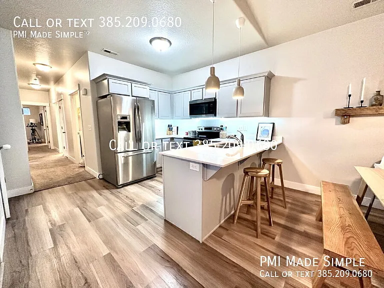 4064 W 1850 N #301 — Photo 2