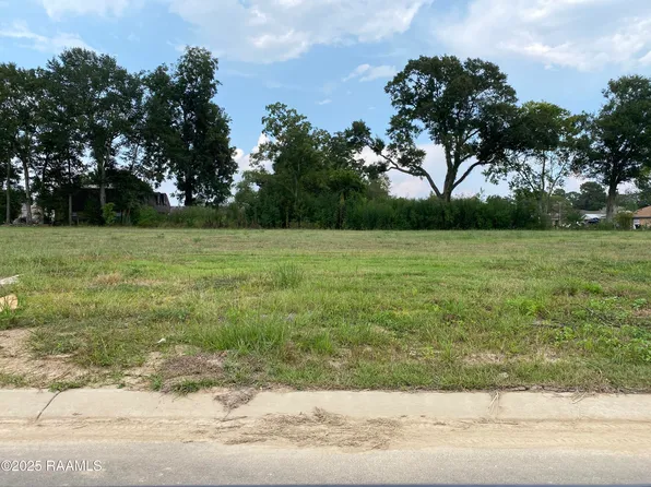 110 Leaning Oak Dr, Lafayette, LA 70508