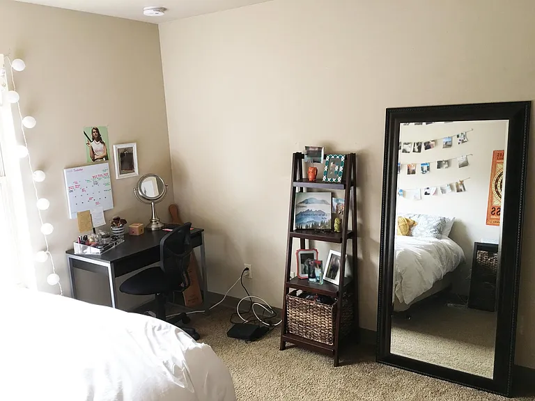 603 S Dubuque St #12 — Photo 8