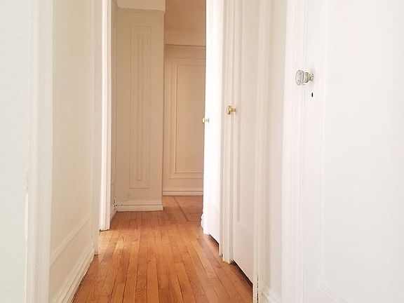 2nd image of 110 Seaman Ave APT 4E