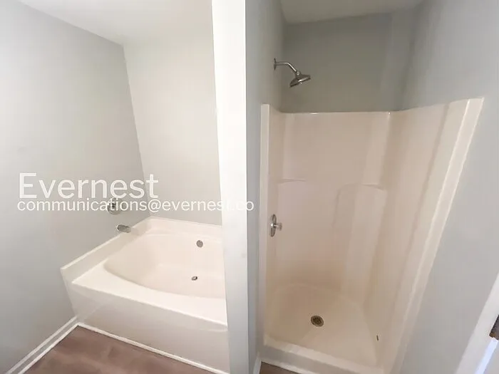 1109 Crescent Way — Photo 10
