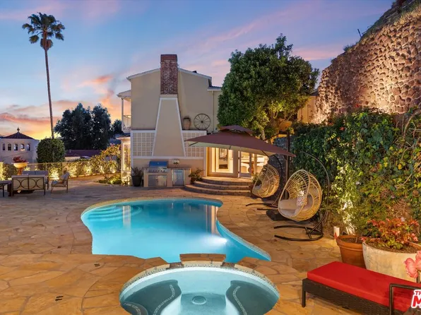 7965 Fareholm Dr, Los Angeles, CA 90046