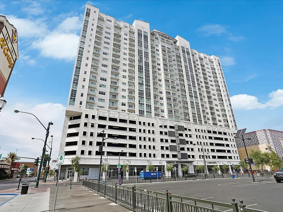 150 Las Vegas Blvd #1501
