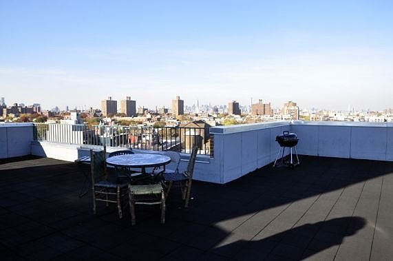 5th image of 1078 Fulton St #7HKF
