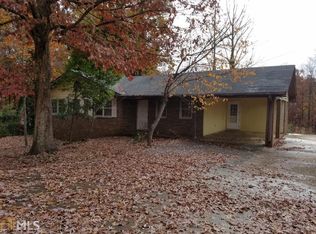 640 Mable Lake Rd, Cumming, GA 30041