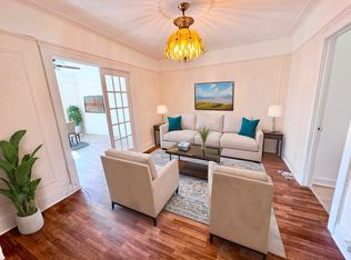21-46 49th St #2, Astoria, NY 11105