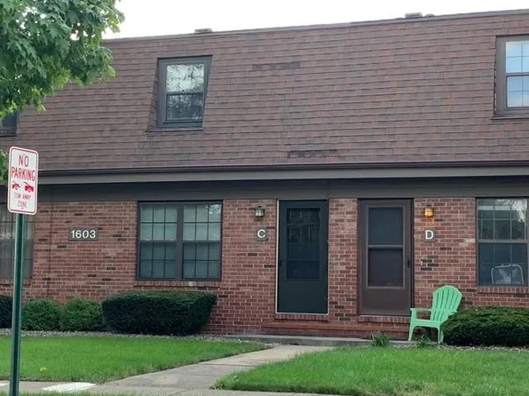 1603 Lyndhurst Dr APT C, Savoy, IL 61874