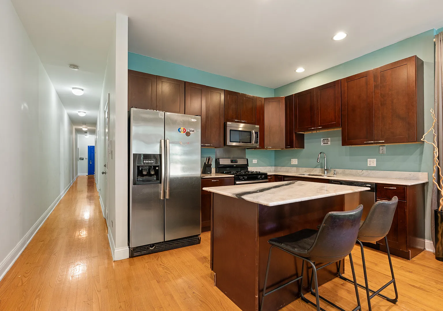 2 bed, $2,400 — Photo 2