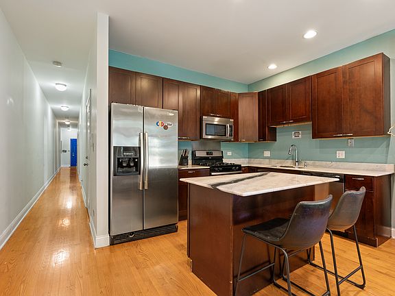2nd image of 2337 W Maypole Ave #2