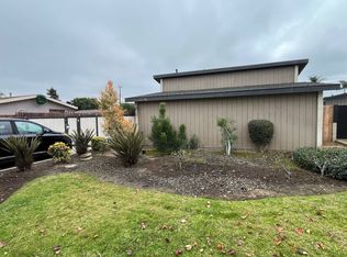 725 Center St UNIT A, Costa Mesa, CA 92627