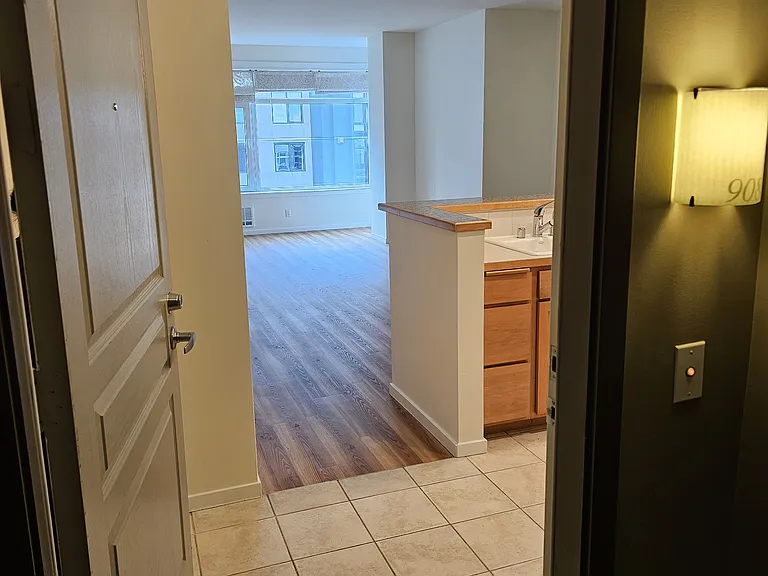 2801 1st Ave #908 — Photo 2