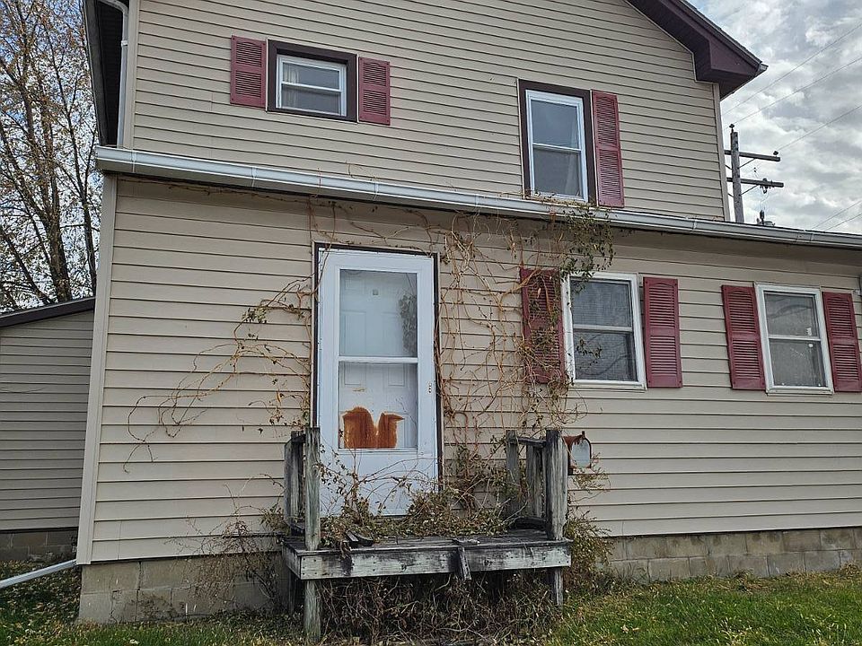 2nd image of 633 S Main St