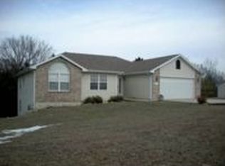 225 E Starla Rd, Columbia, MO 65202