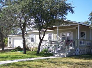 517 Deer Run Dr, Mountain Home, TX 78058