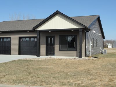 2011 20th St, Zumbrota, MN, 55992