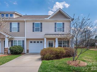 22 Barnett Shoals Dr, Weaverville, NC 28787