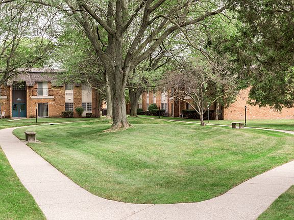 5th image of 37140 Orchard Cir #40