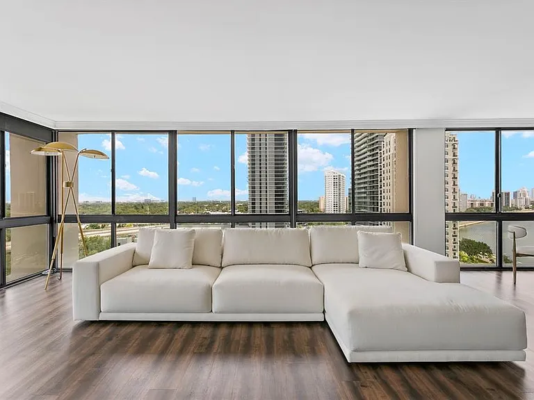 3301 Bayshore Blvd #1601E — Photo 20