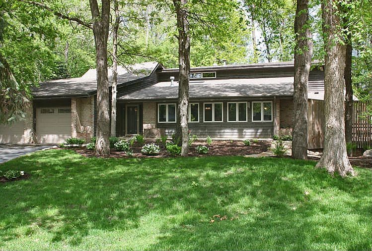 1st image of 13513 Clinton Pl