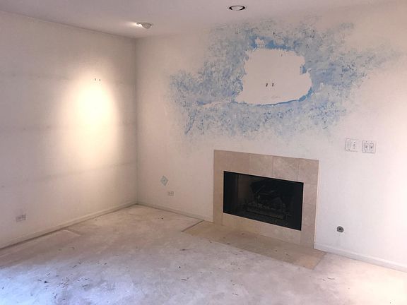 4th image of 4545 W Touhy Ave #215W