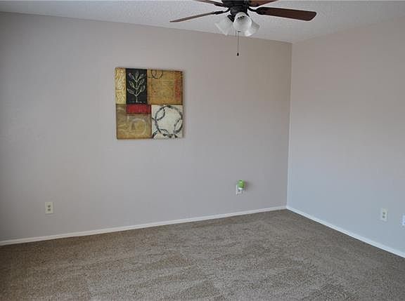 5th image of 2924 Southern Cross Dr