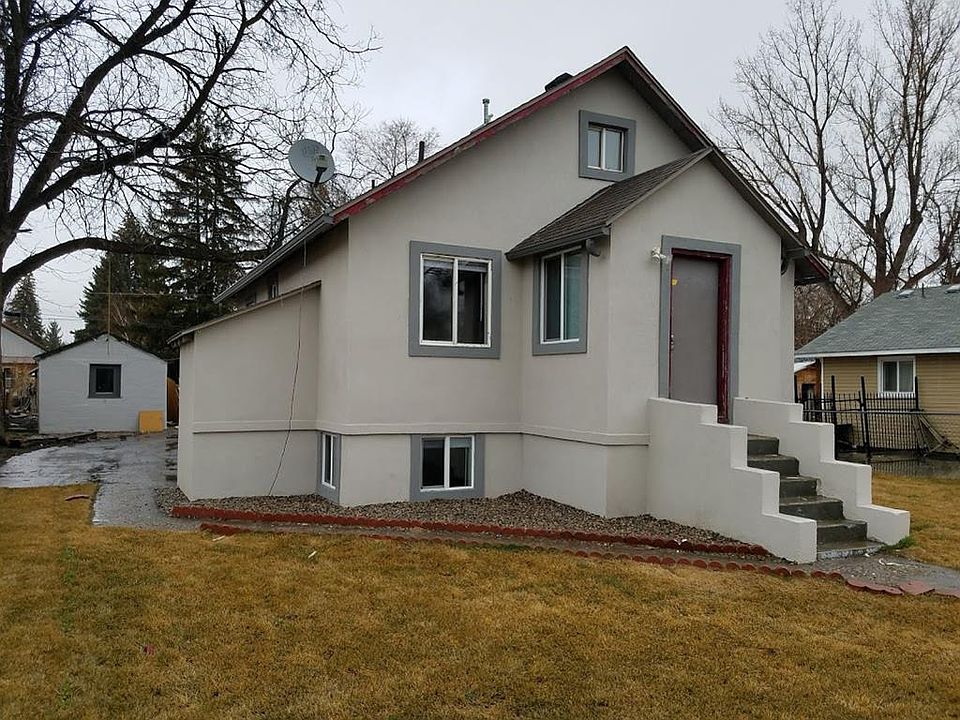 1st image of 127 College St