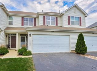 1359 Remington Dr, Volo, IL 60020