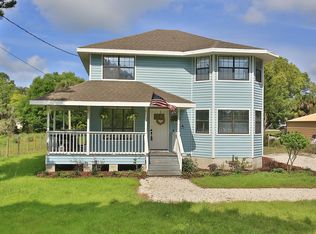 124 S Gaines St, Oak Hill, FL 32759