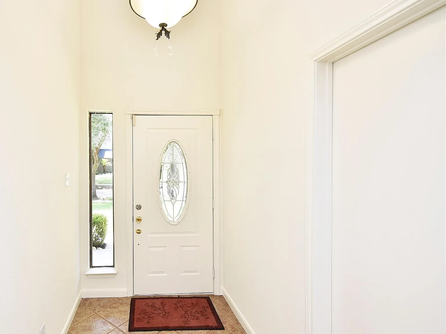 3 bed, 2.0 bath, 2179 sqft, $2,500 — Photo 4