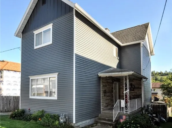 216 E College St, Canonsburg, PA 15317