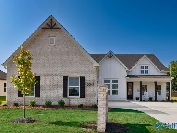 6041 Margie Collins Dr, Owens Cross Roads, AL 35763