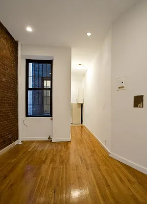 Rented by Copperwood Real Estate | media 10