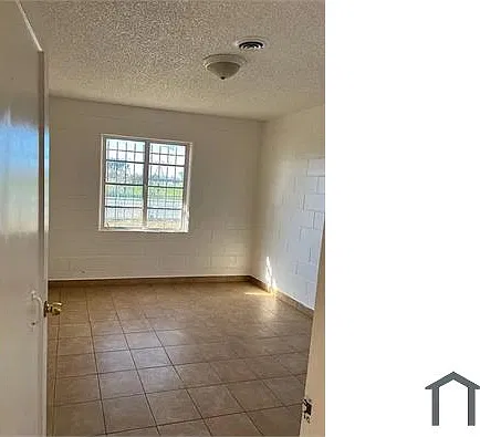 3 bed, 1216 sqft, $2,100 — Photo 4