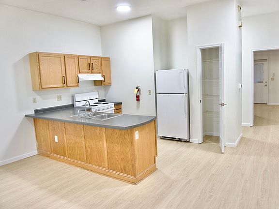 2nd image of 1128 W 5th St APT 1