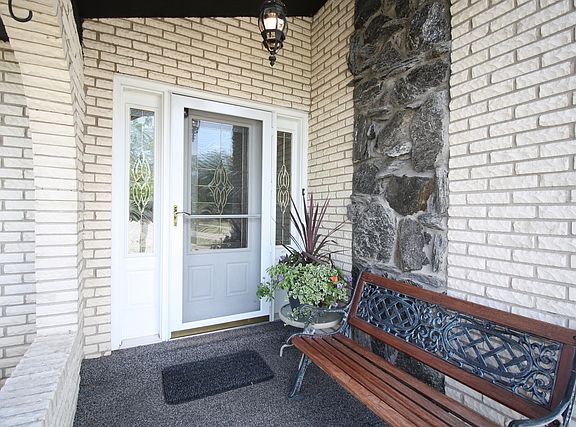 3rd image of 15327 Saint Andrews Dr