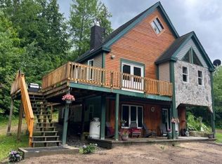 99 H St, Conway, NH 03818