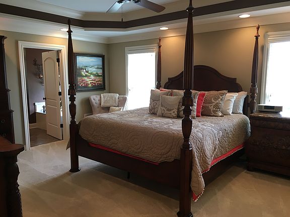 4th image of 12723 Golden Fox Ln