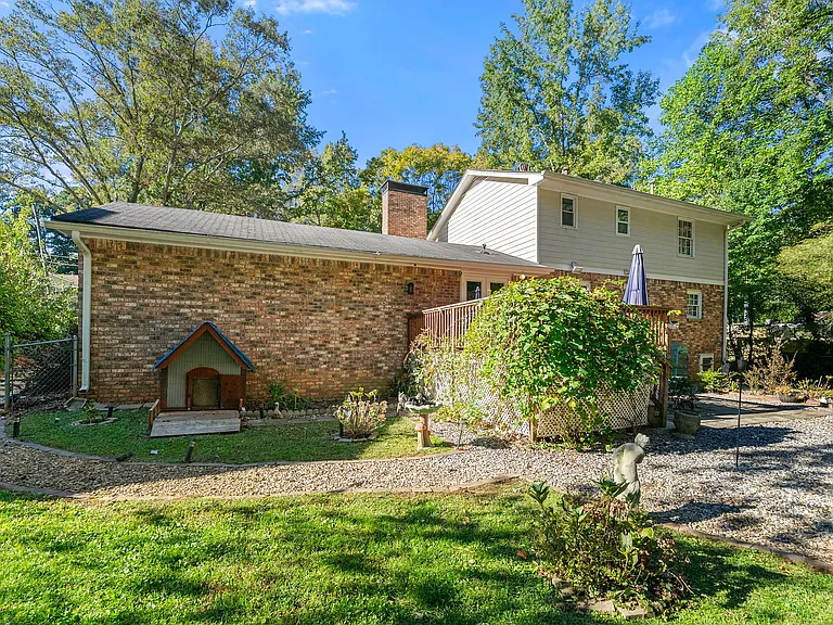 3266 Marlanta Dr — Photo 4