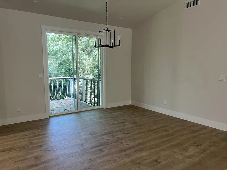 2791 Hawks Landing Ct — Photo 7